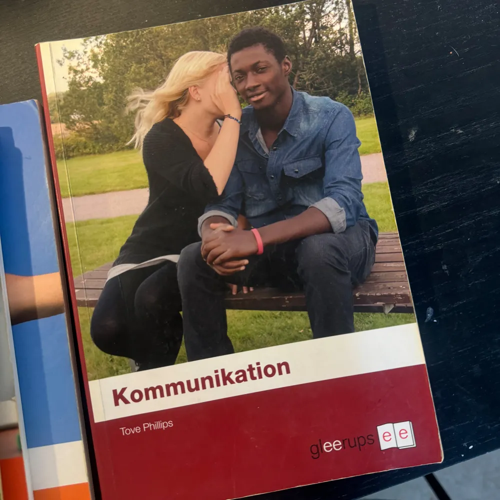 Säljer 4 st böcker för barnskötare. En för 300, alla 4 för 800 kr. Kan skicka och mötas upp. använd gärna knappen ”köp” . Böcker.