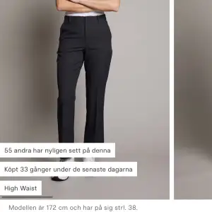 Strl 38, i fint skick! Passar till allt. De är ifrån Bikbok i modellen Vilma Petite