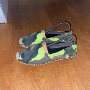 Valentino loafers - Valentino lofers i riktigt bra skick.