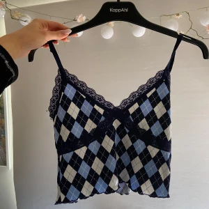 Rutigt linne - Riktigt sött linne från SHEIN men som tyvärr inte används längre. Storlek M