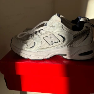 New balance skor  - Helt nya har använts två gånger 