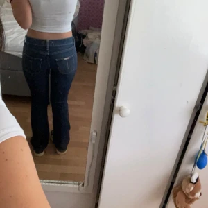 Lågmidjade jeans - Lågmidjade jeans köpt seconhand