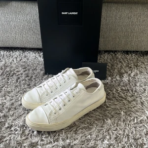 Saint Laurent skor  - Säljer dessa feta Saint Laurent skor! | storlek 40/41 | skick 8/10 | Original box följer med!🔥