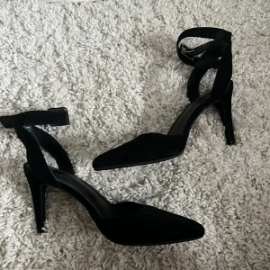 Så fina simpla klackar 🌸 - Storlek 39