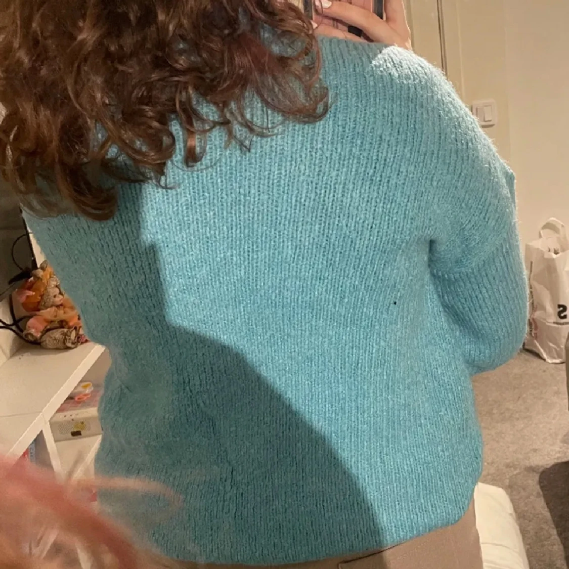Blå stickad tröja - 90