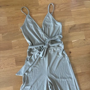 Byxdress - Använd 1 gång 