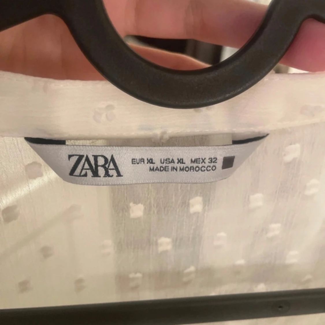 Beige blus från Zara - 91