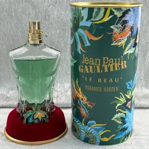 Jean Paul Gaultier Paradise Garden, bra pris vid snabb affär!  Om du har en fråga så är det bara att skicka ett dm.