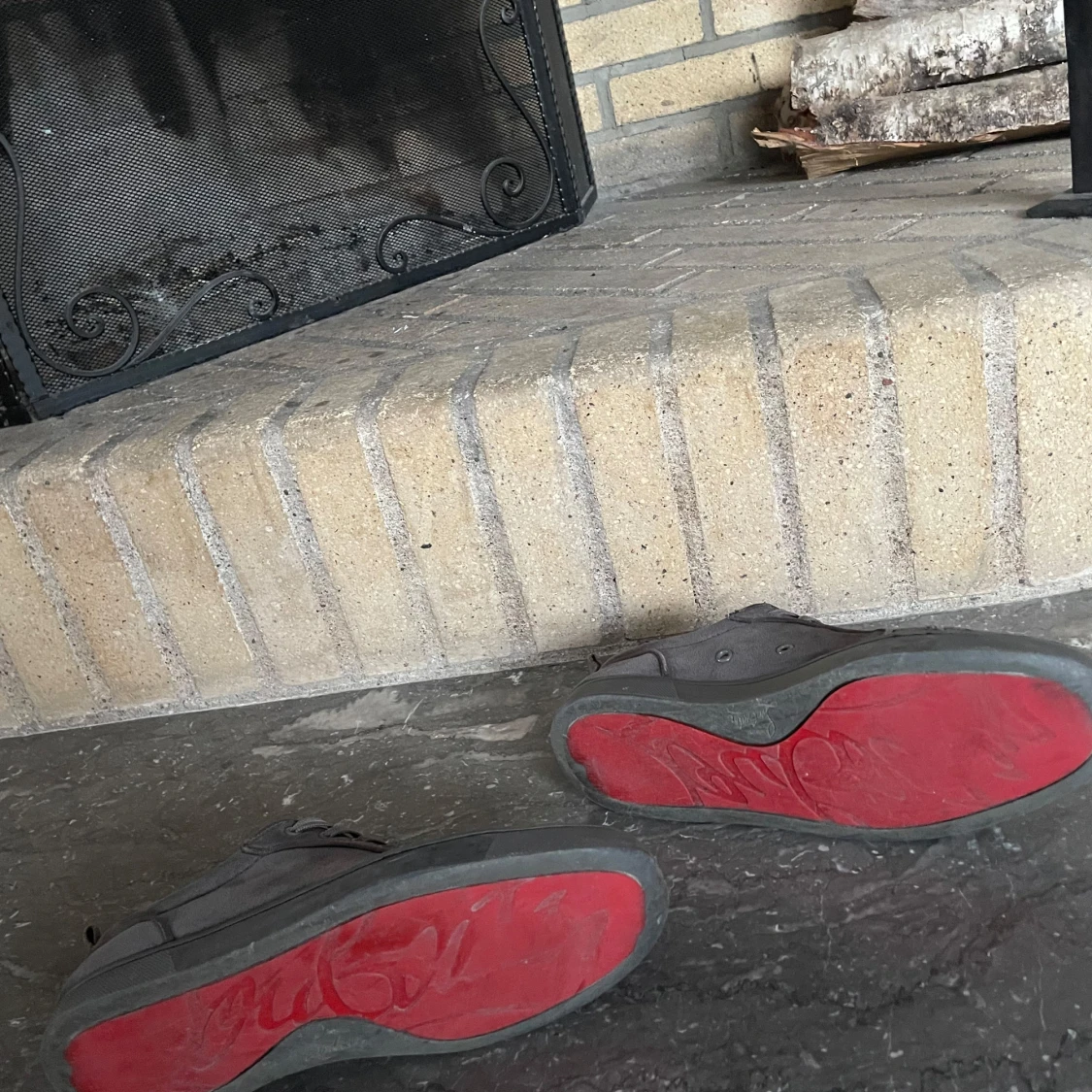 Christian Louboutin - 90