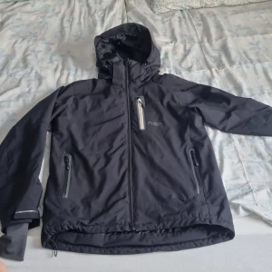 Jacka - Vinterjacka i fint skick.