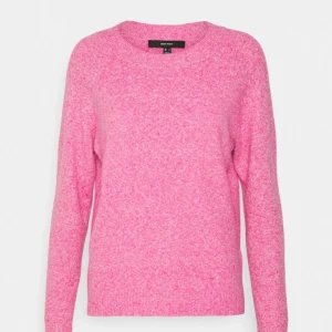Rosa stickad tröja från Vero Moda - Söt rosa stickad tröja från Vero Moda, storlek s💗