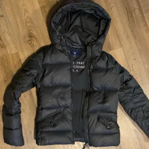 GANT jacka  - inte använd, för liten 