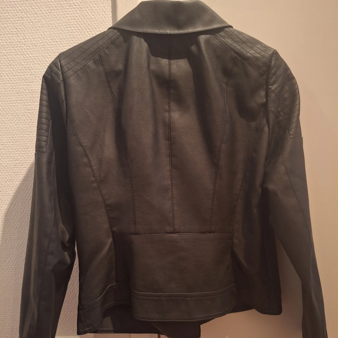 Faux-läder bikerjacka - 91