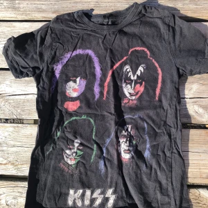 T-shirt - Använd endast ett fåtal gånger 