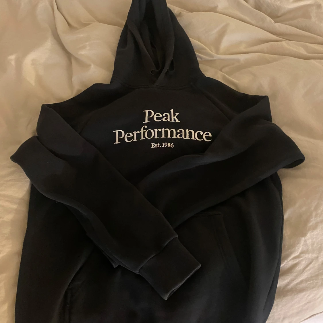 Peak hoodie