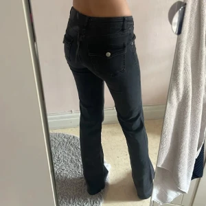 Lager 157 jeans - Lager 157 jeans bootcur xs tall, använda 1 gång säljer för passformen e nt min grej🥰🥰 e 170