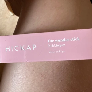 Hickap Blush helt nytt  - Helt nytt Blush Hickap  100kr Finns i Åmål kan skickas 