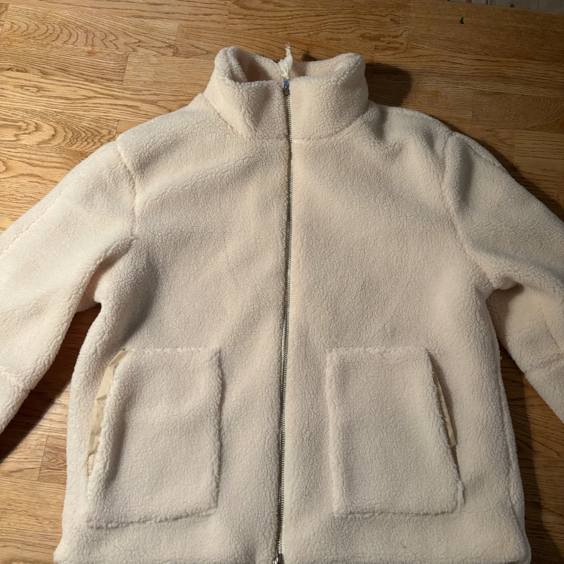 Helt oanvänd teddyjacka beige🧸🤍