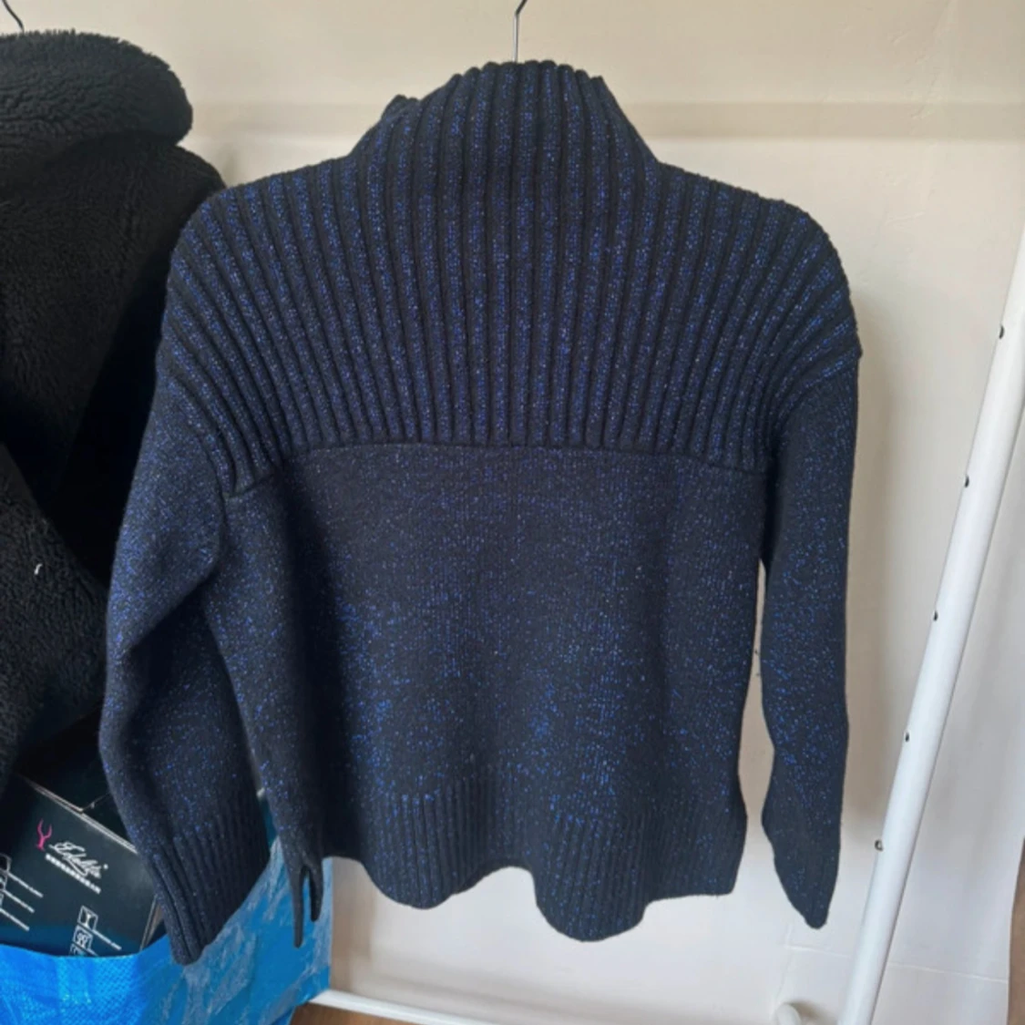 Stickad tröja  - 90