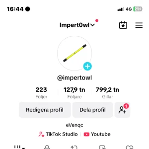 Säljer mitt TikTok Konto 127k följare  - Jag använder inte längre detta kontot och tänkte se om någon var  intresserad av att köpa det.  Vid intresse kan du meddela mig så vi diskutera vidare. Jag tänker att 3000 kr är rimligt för kontot men priset går att diskutera.  