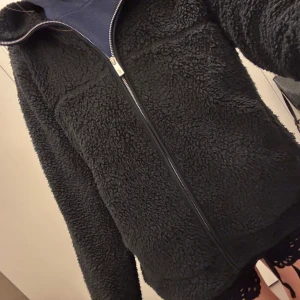 Teddy Jacks - Mysig flis🩷