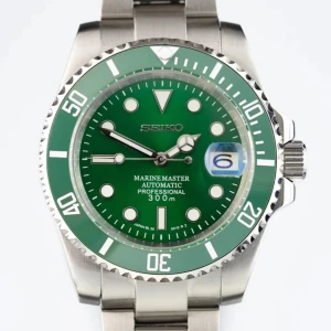 Seiko Submariner ”HULK”  - Modiferad Seiko HULK, 40mm boett, datumvisare, riktigt snygg och fräsch klocka!