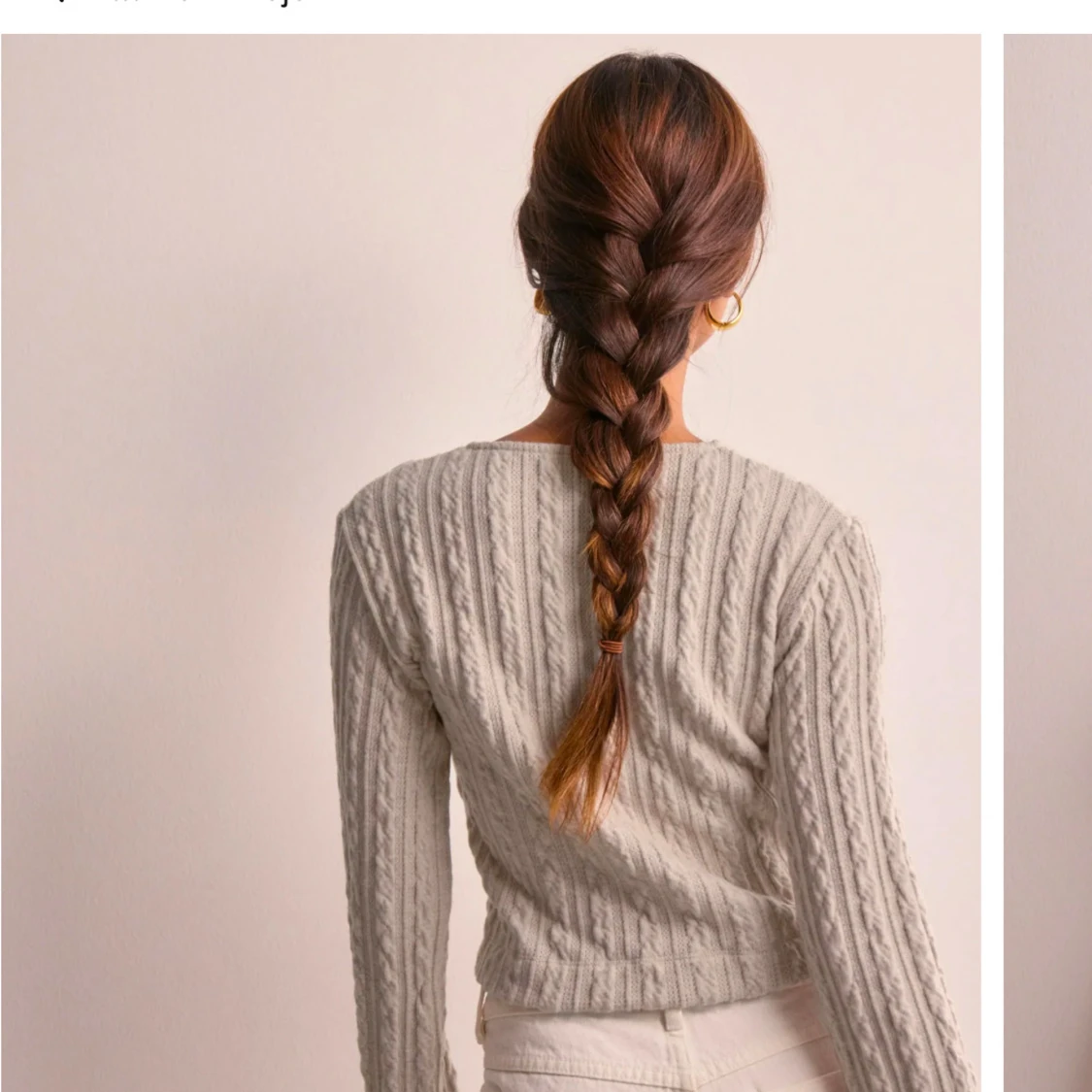 Beige ribbad kofta med knappar - 90