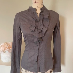 Randig elegant skjorta  - Randig Dan skjorta från H&M. Nypris 349kr
