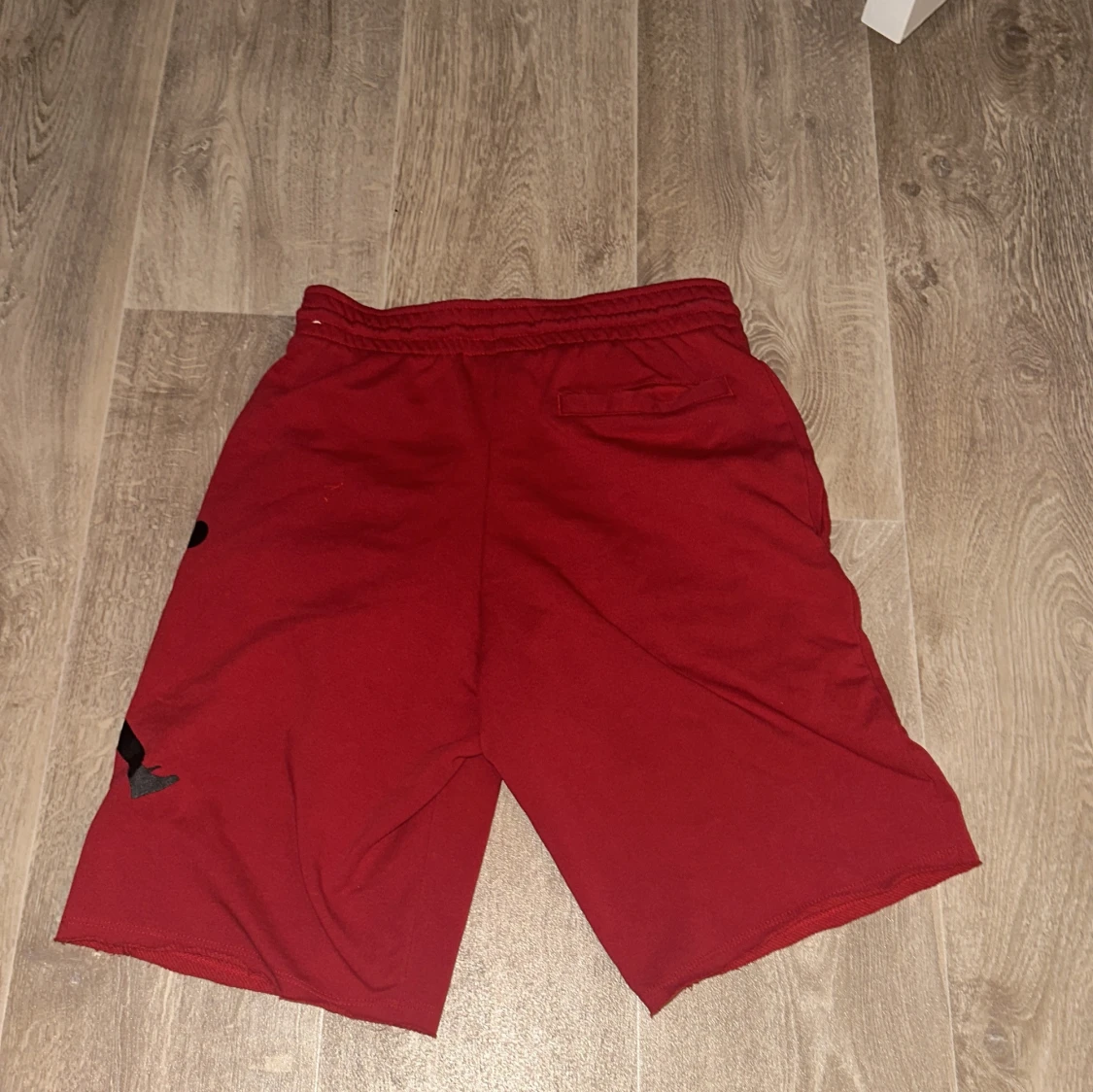 Röda shorts från Jordan - 91