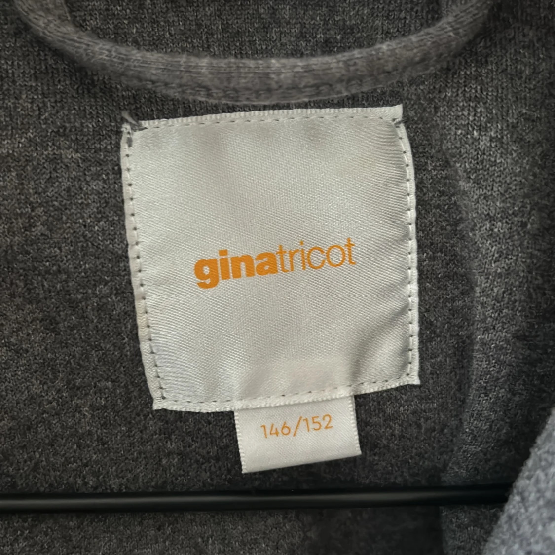 Grå kappa från Gina Tricot - 2