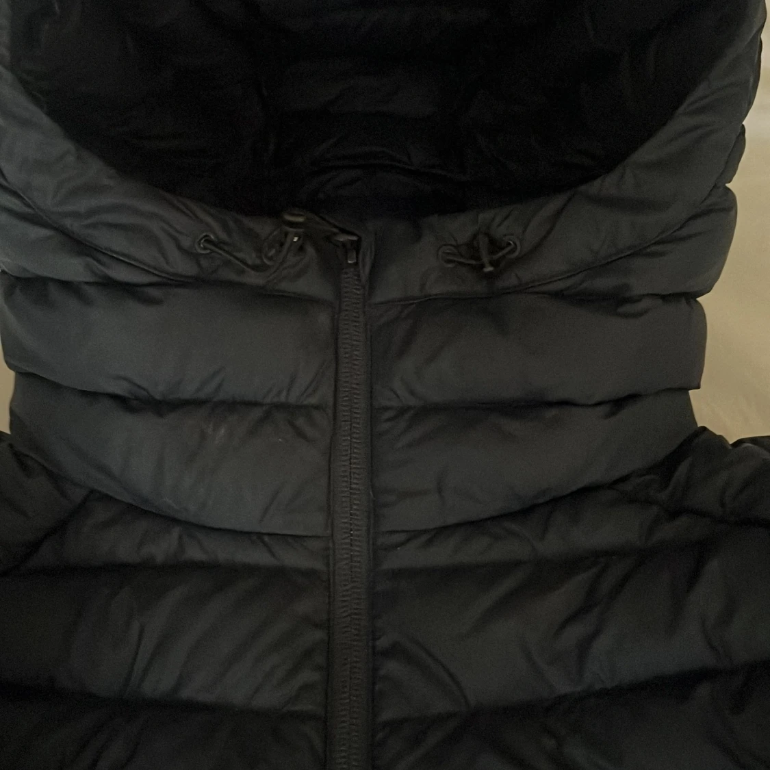 Mörkblå  dunjacka från Peak Performance - 3