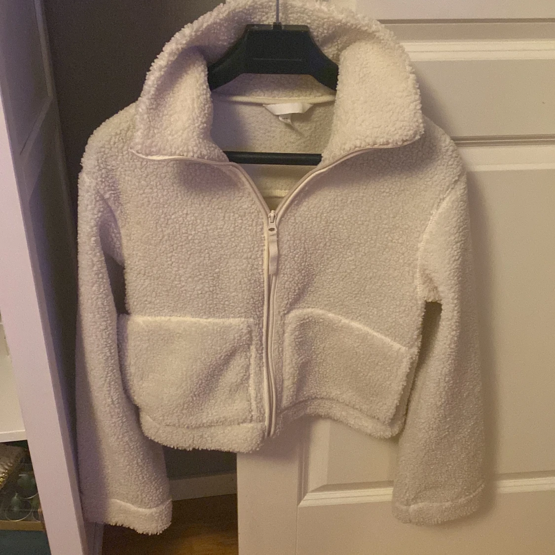 Vit teddyjacka från H&M