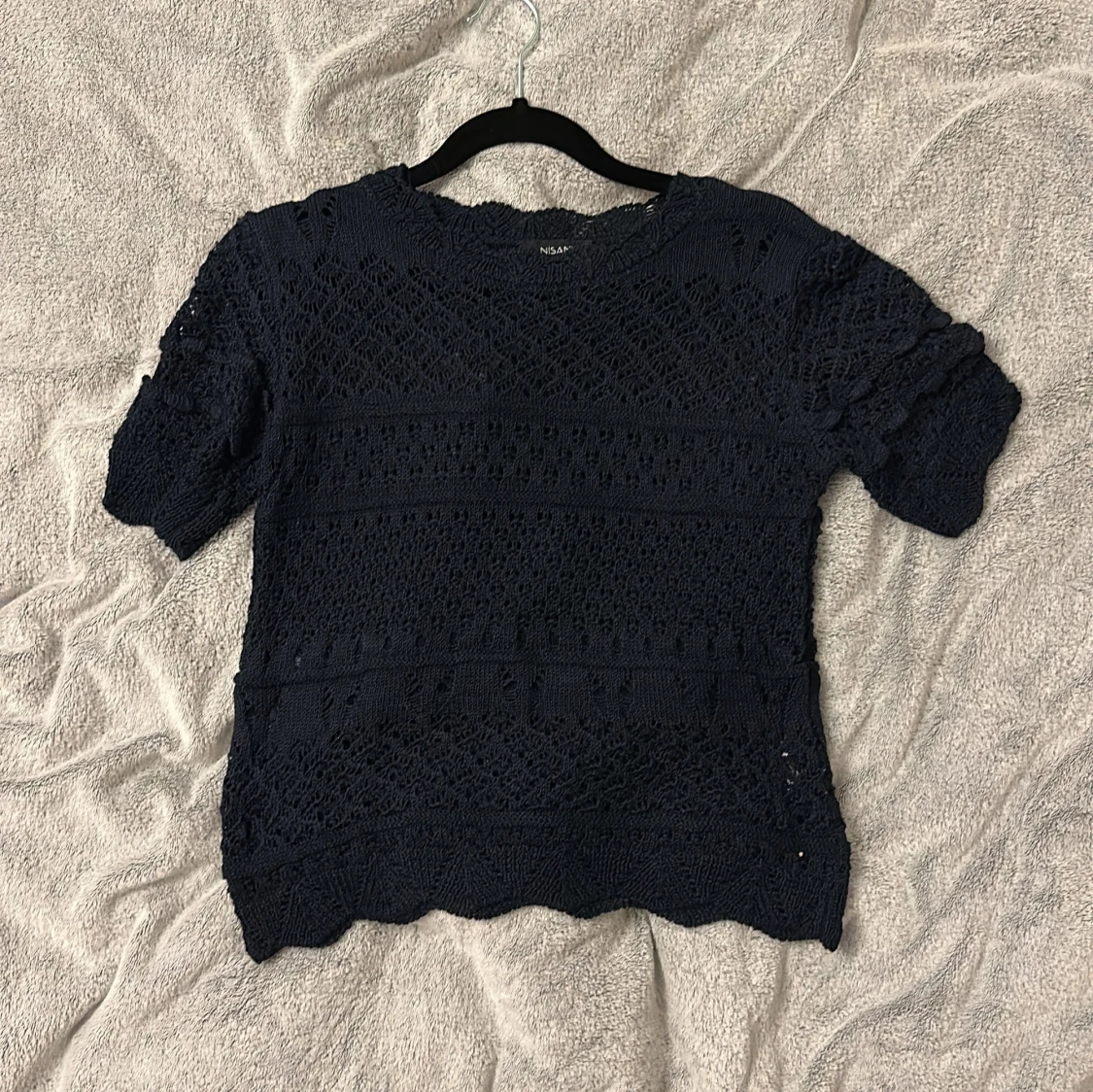 Mörkblå stickad topp