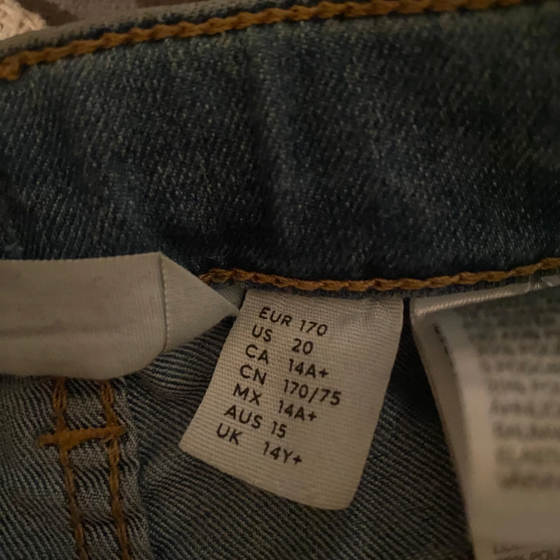 Blå jeans med bootcut - 3