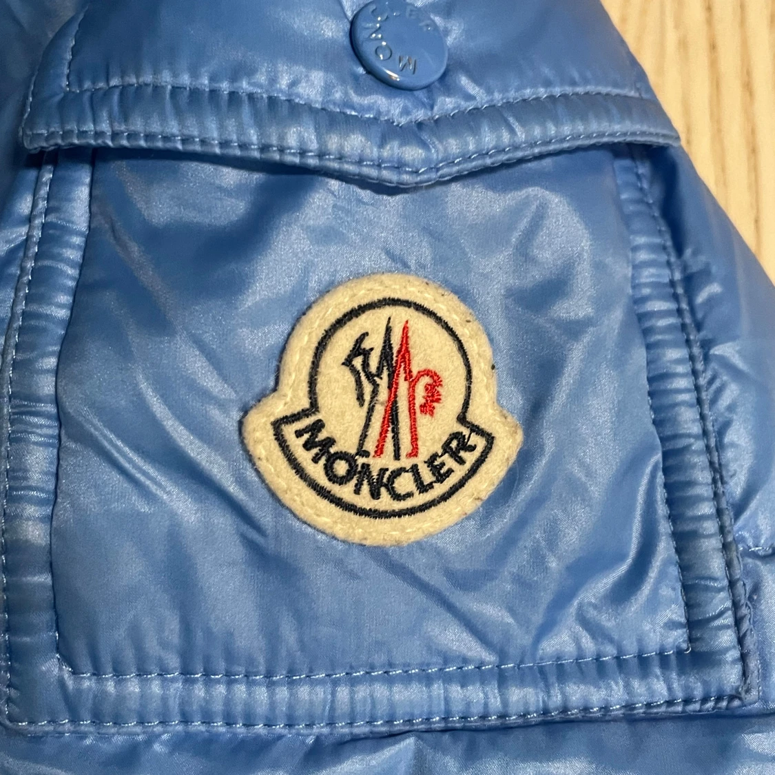 Blå dunjacka från Moncler - 1