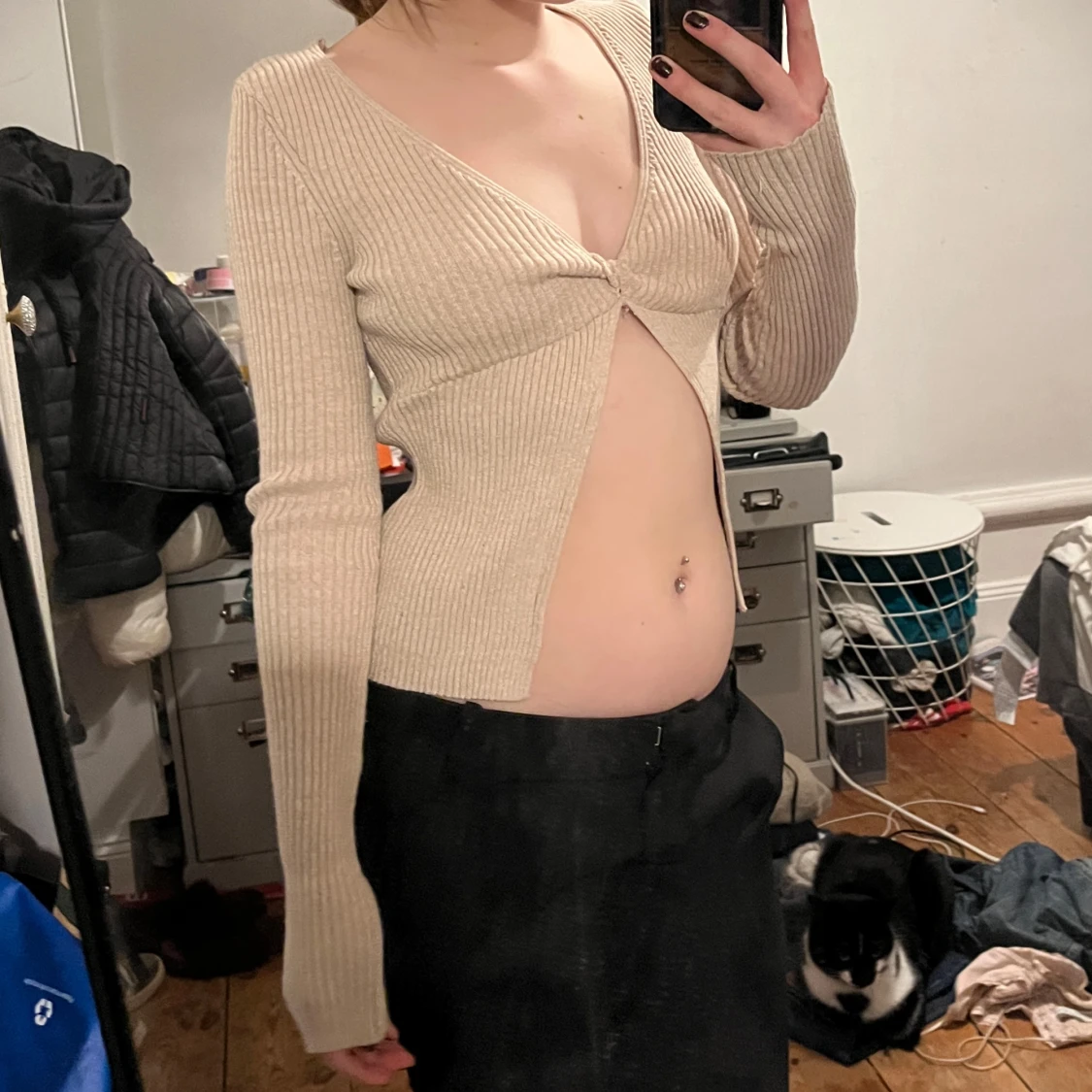 Beige ribbad tröja från H&M - 1