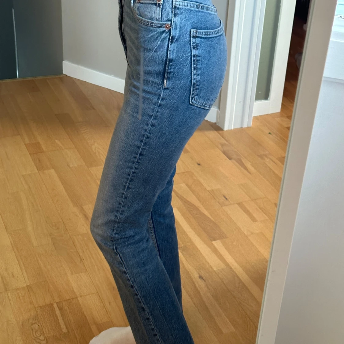 Blå jeans med hög midja - 91