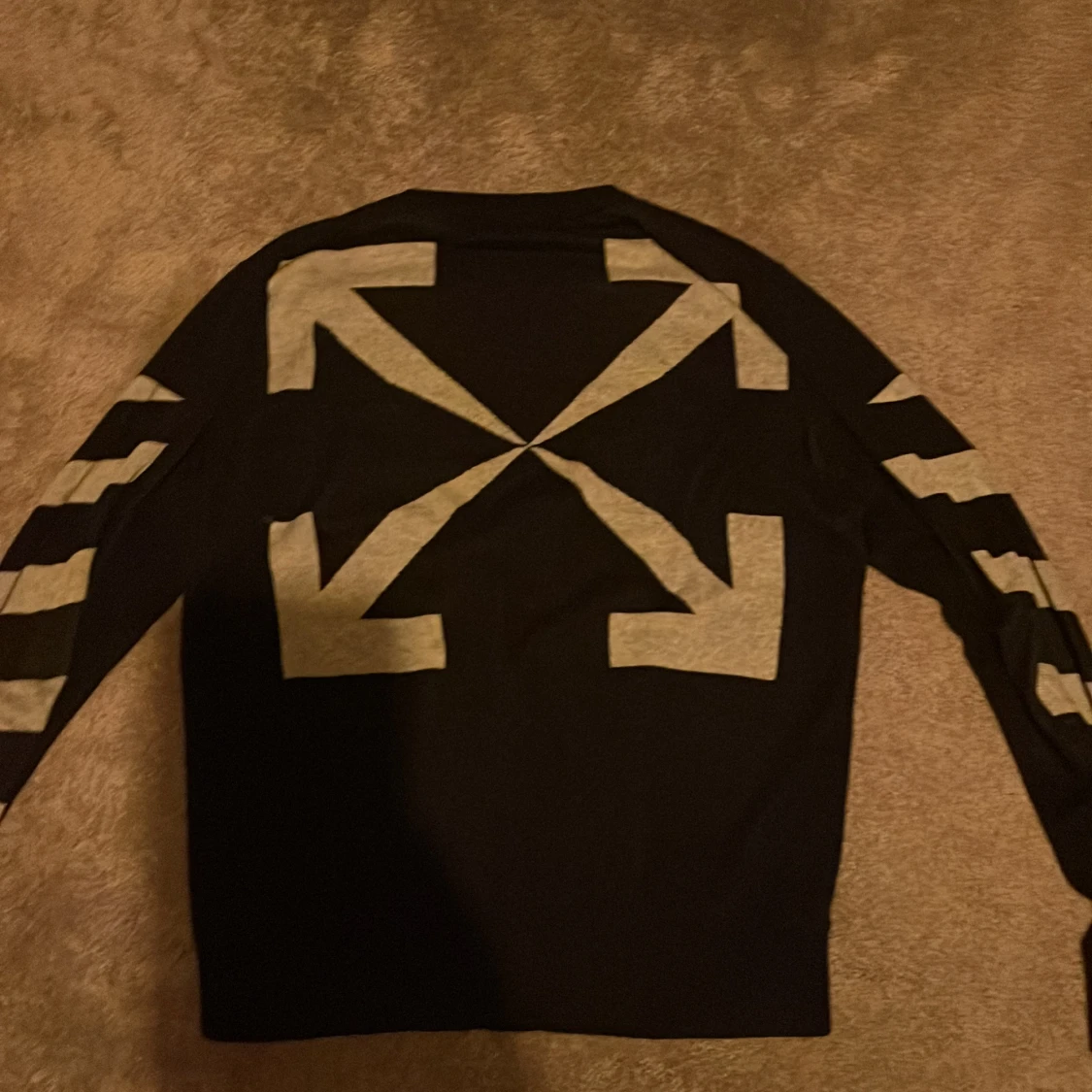 Off white tröja - 90