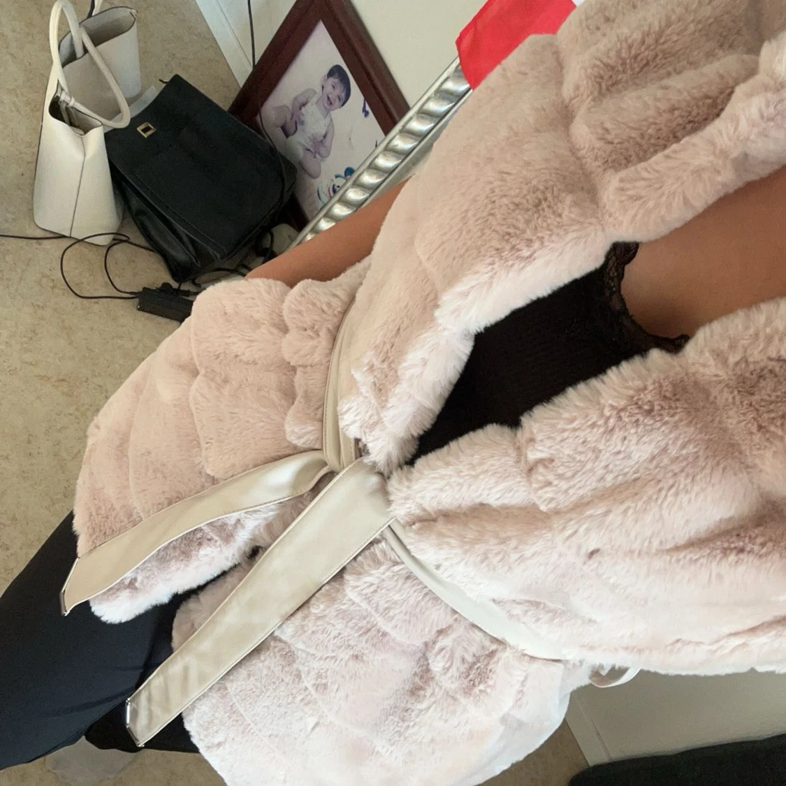 Babyrosa/beige fluffig mjuk väst 😍🩷 - 91