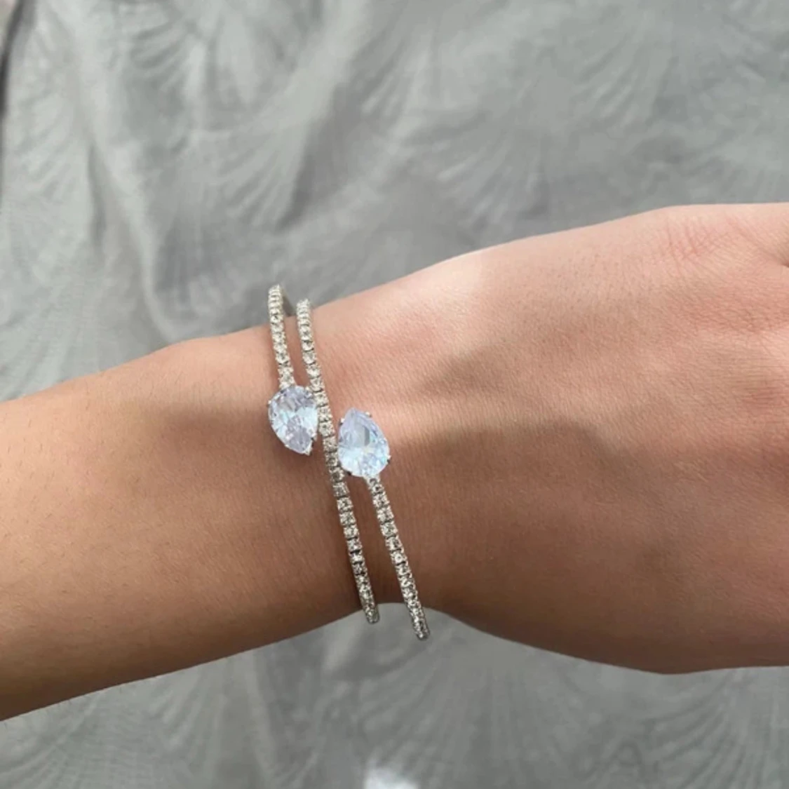 Elegant armband med kristaller