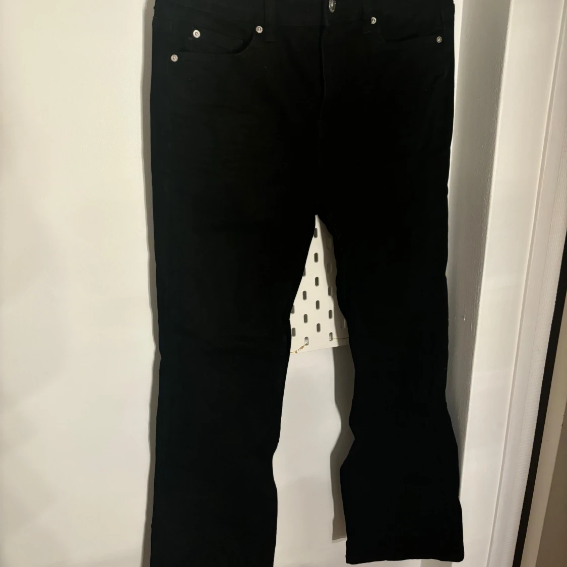 Svarta bootcut jeans