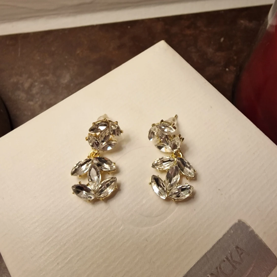 Guldörhängen med kristaller - 90