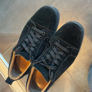 Loubs  - Tja, säljer nu dessa feta Loubs! Dem är i bra skick, allt og ingår. Säljer dem för 1999kr men pris går attt diskutera!