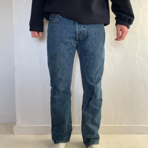 Jeans Levis 501 - Använt få gånger, mycket bra skick Skriv för bättre bilder 32/30 
