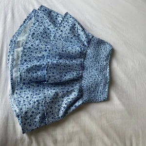 Gina kjol - Kjol från gina Young❤️passar mig som har xs, den är stretchig 