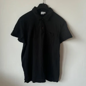 Sunspel Piké - Sunspel piké (riviera) | 9/10 skick |  nypris 1799kr | skriv om ni har bud elr några funderingar, tar även byten