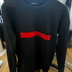 Zadig voltaire sweatshirt  - Tja säljer nu min riktigt feta zadig voltaire sweatshirt då den börjar bli för liten för mig!, storlek S men passar även M
