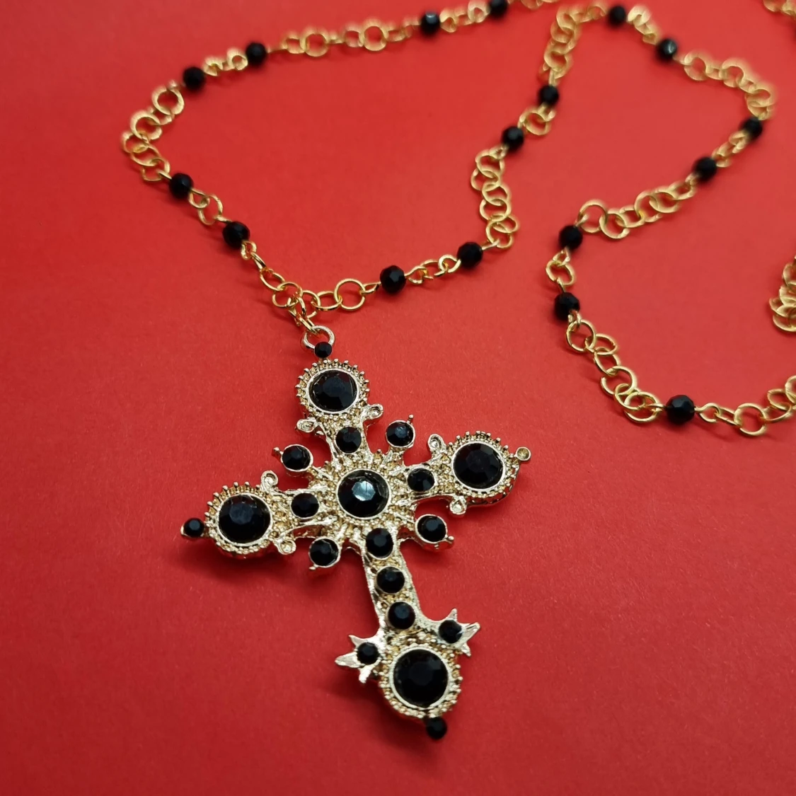 Handgjort halsband  - 1