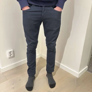 Dondup Chinos - Dondup | Chinos | Uppklädd stil | W29 | Hör av dig vid minsta lilla fundering 💭|