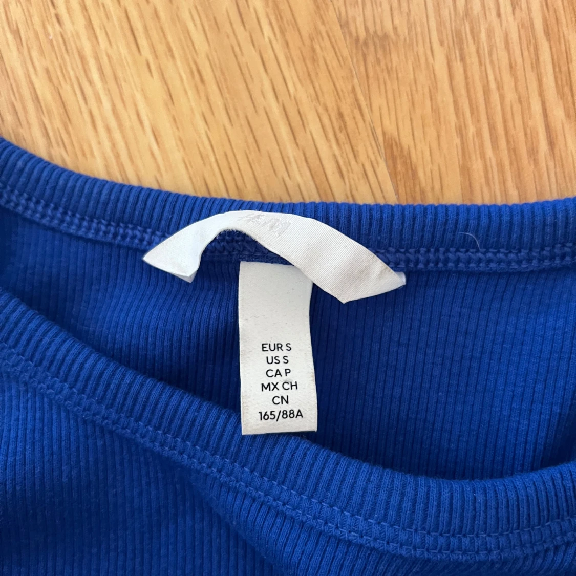 Blå ribbad linnetopp - 1